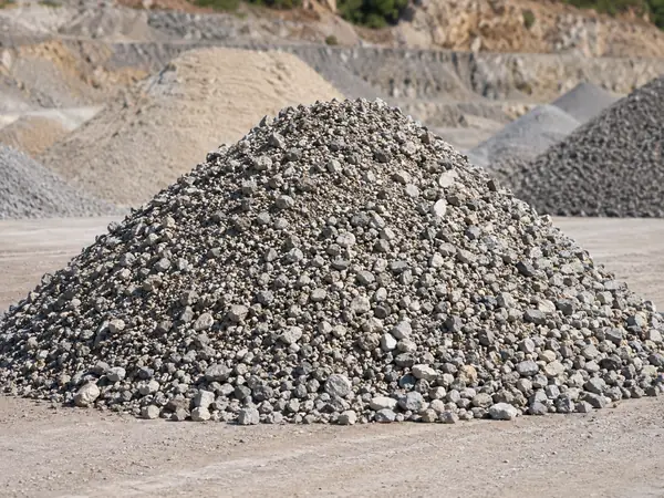 30-60 Kırma Taş Mıcır Ankara ürün görseli, 30-60 mm mıcır kamyonla teslimat